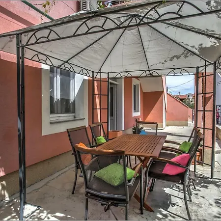 Bernarda Apartment *